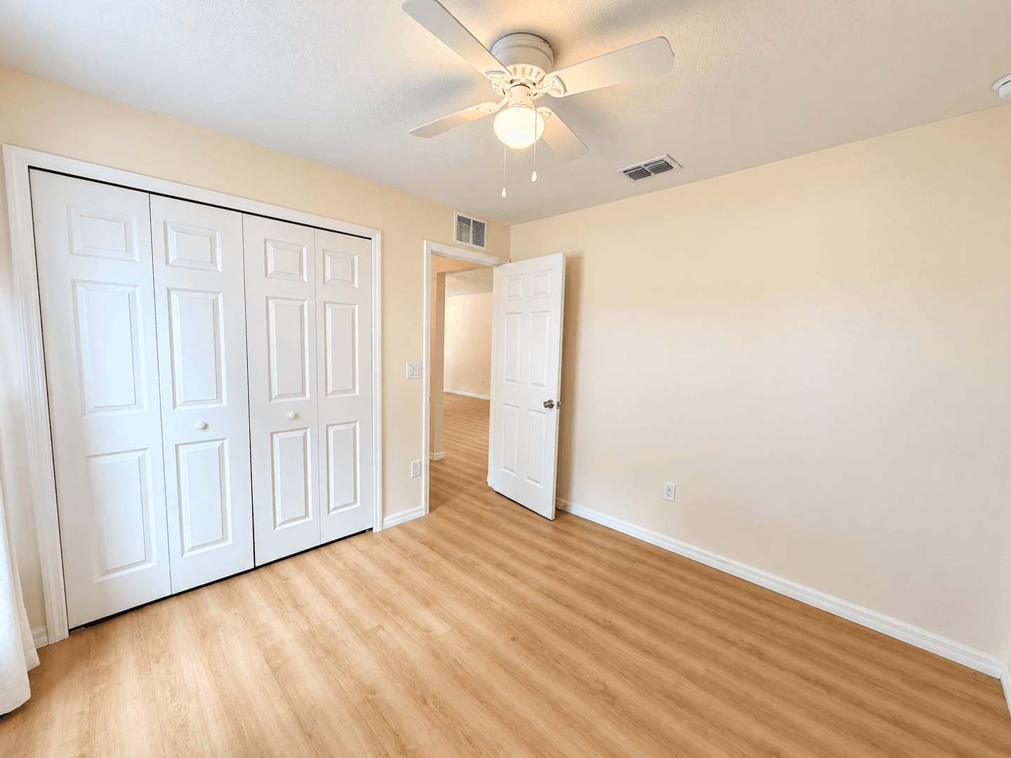 Ocala House: 986 NW 1st St.