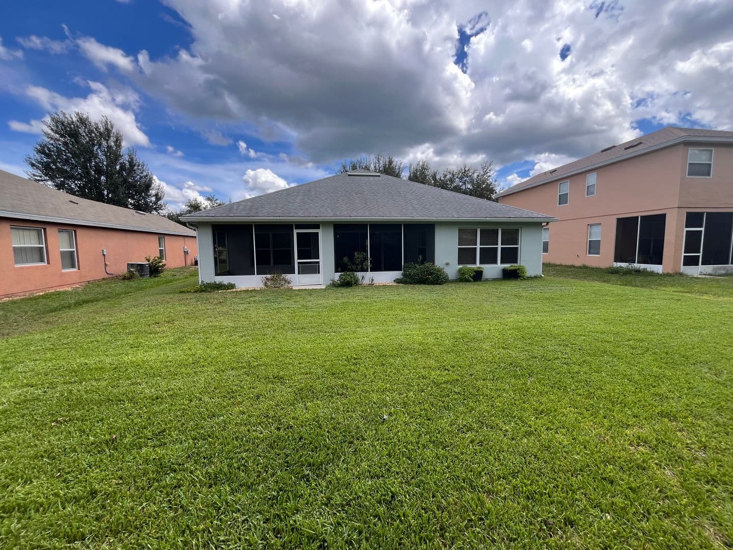Ocala House: 4146 SW 47th Ct,