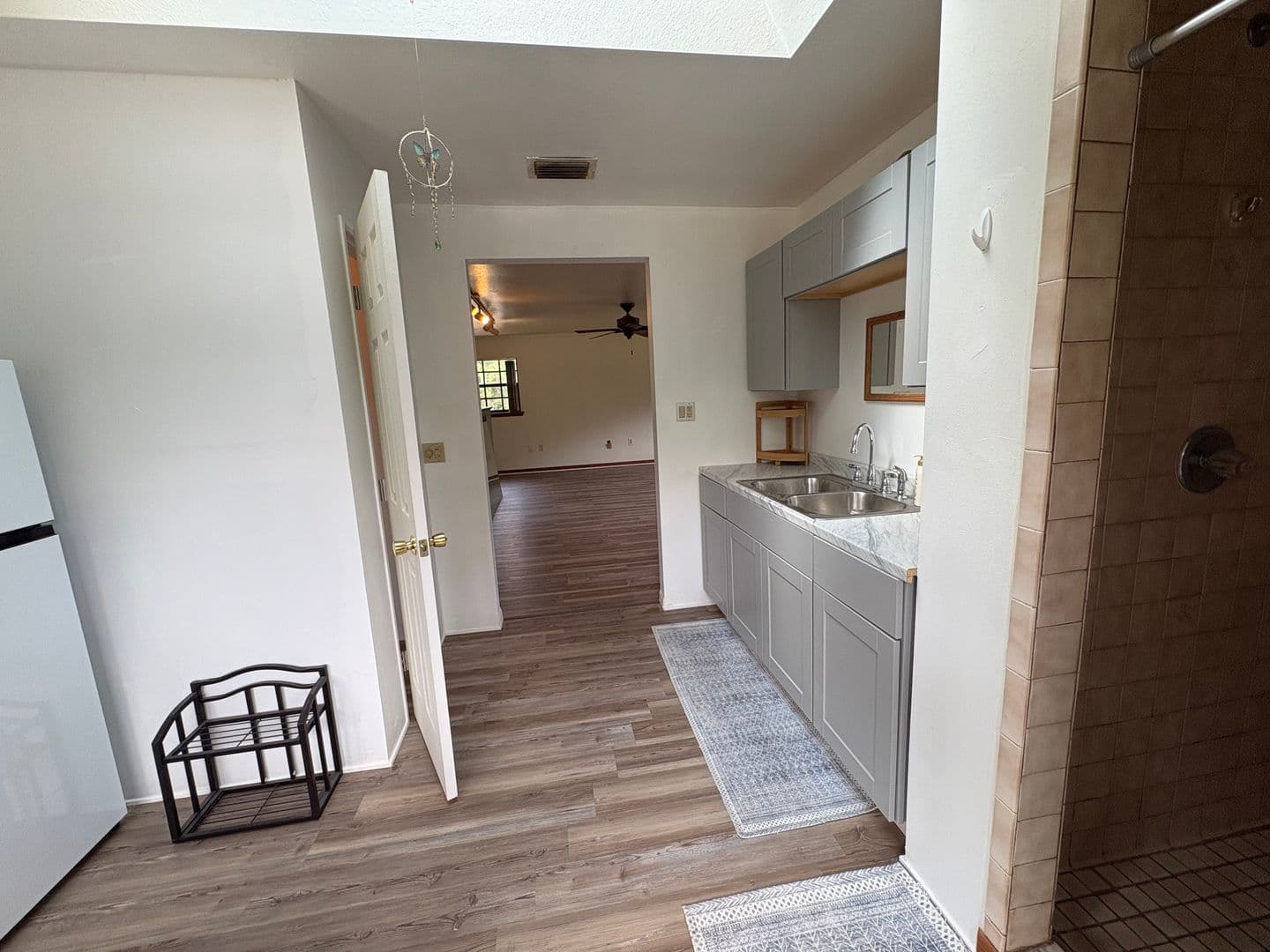 Inverness House: 6140 E Tenison Street