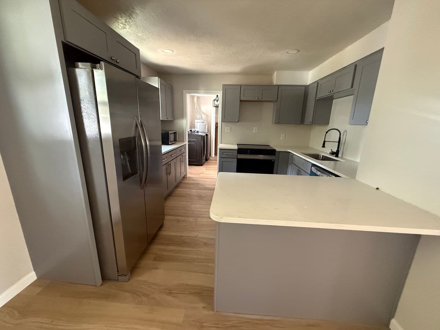 Ocala House: 1014 NE 12th Street