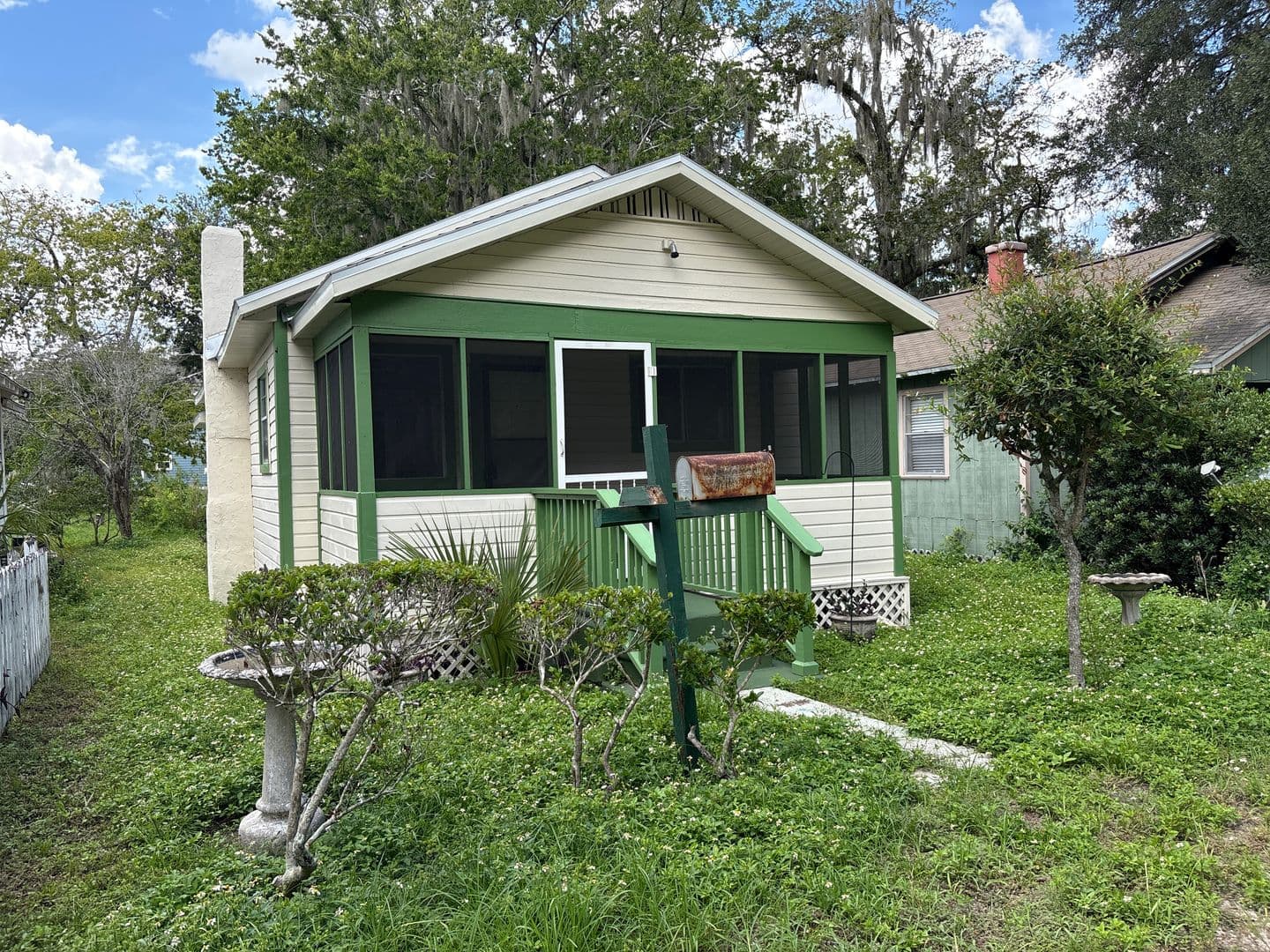 Gainesville House: 224 NW 4th Place A