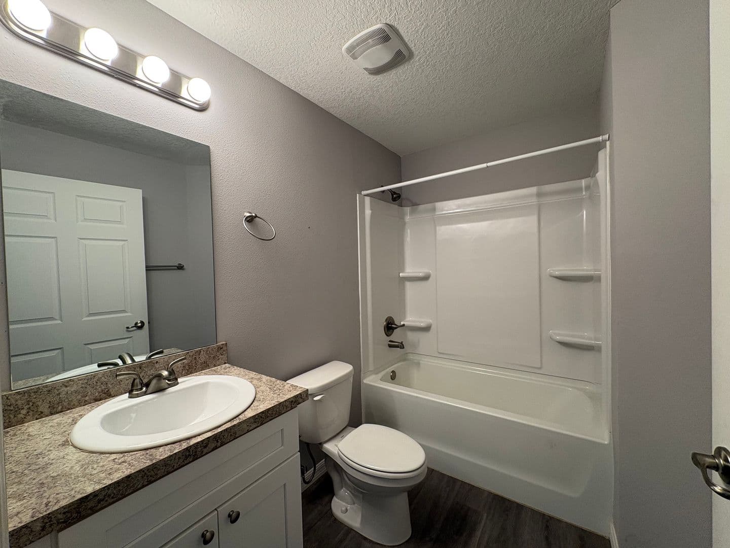 Ocala House: 6044 NW 65th Place