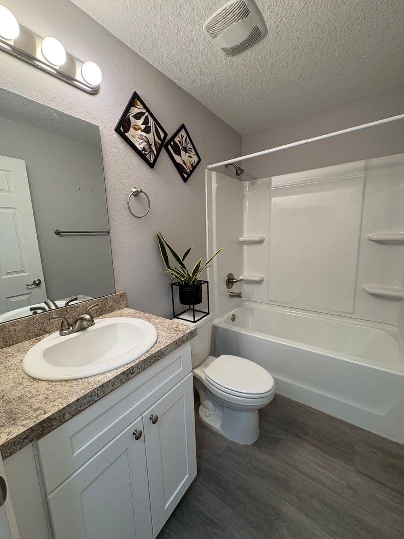 Ocala House: 6044 NW 65th Place