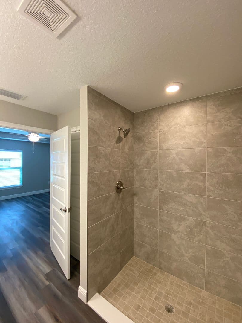 Ocala House: 13 Poplar Lane