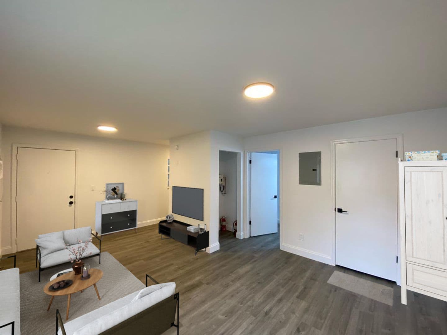 Belleview Apartment: 5702 SE 116th St