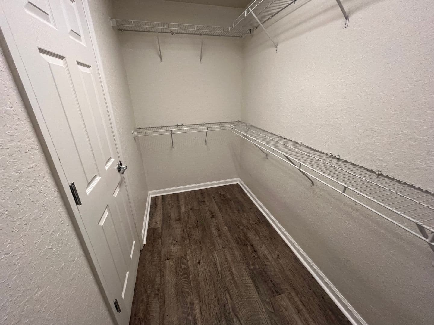 Ocala House: 4146 SW 47th Ct,