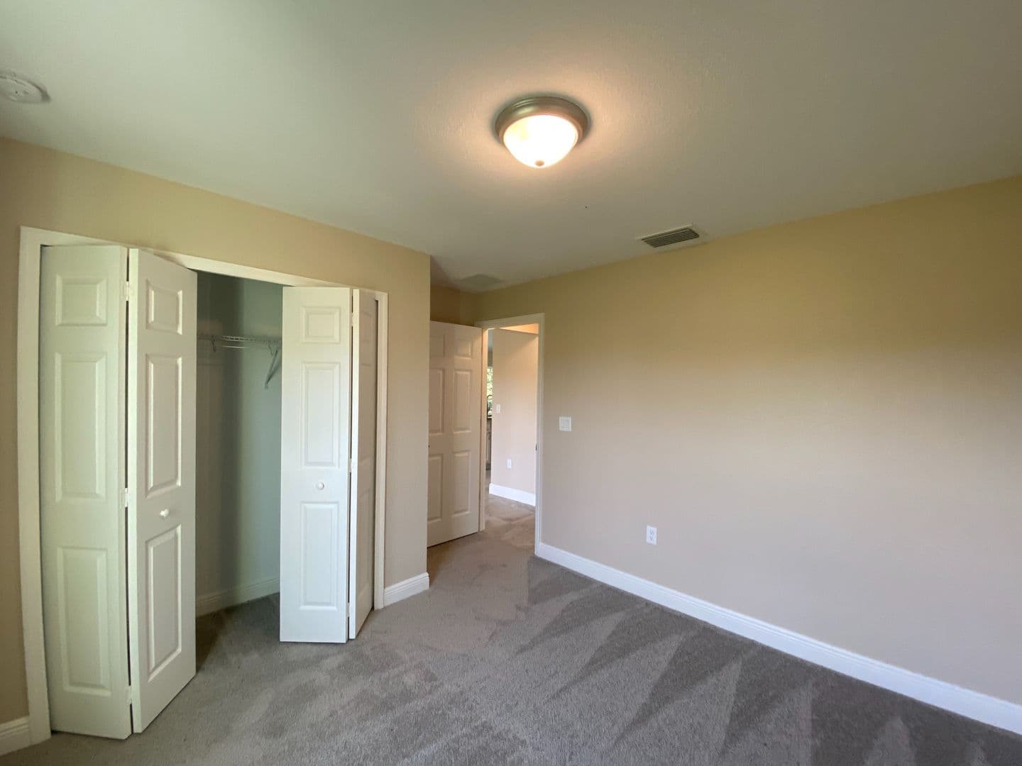 Ocala House: 12828 SW 64th Circle