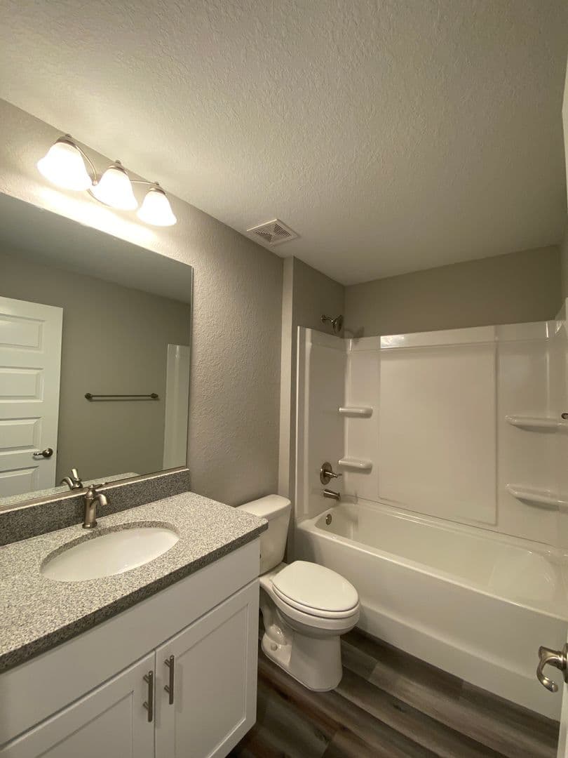 Ocala House: 13 Poplar Lane