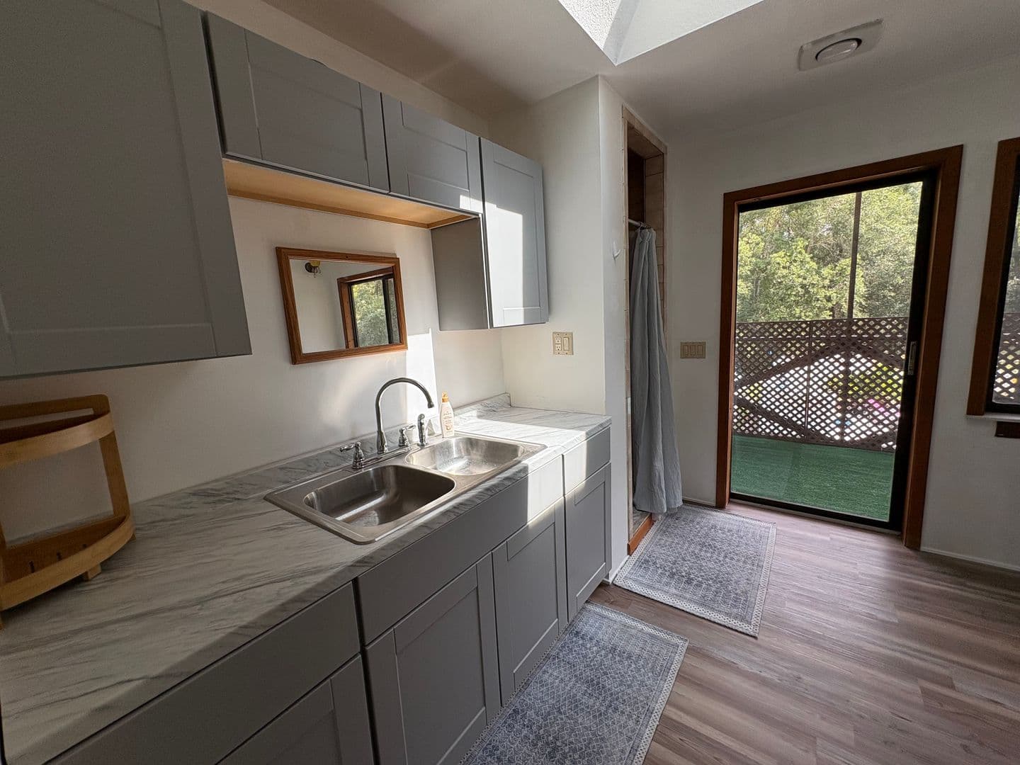 Inverness House: 6140 E Tenison Street