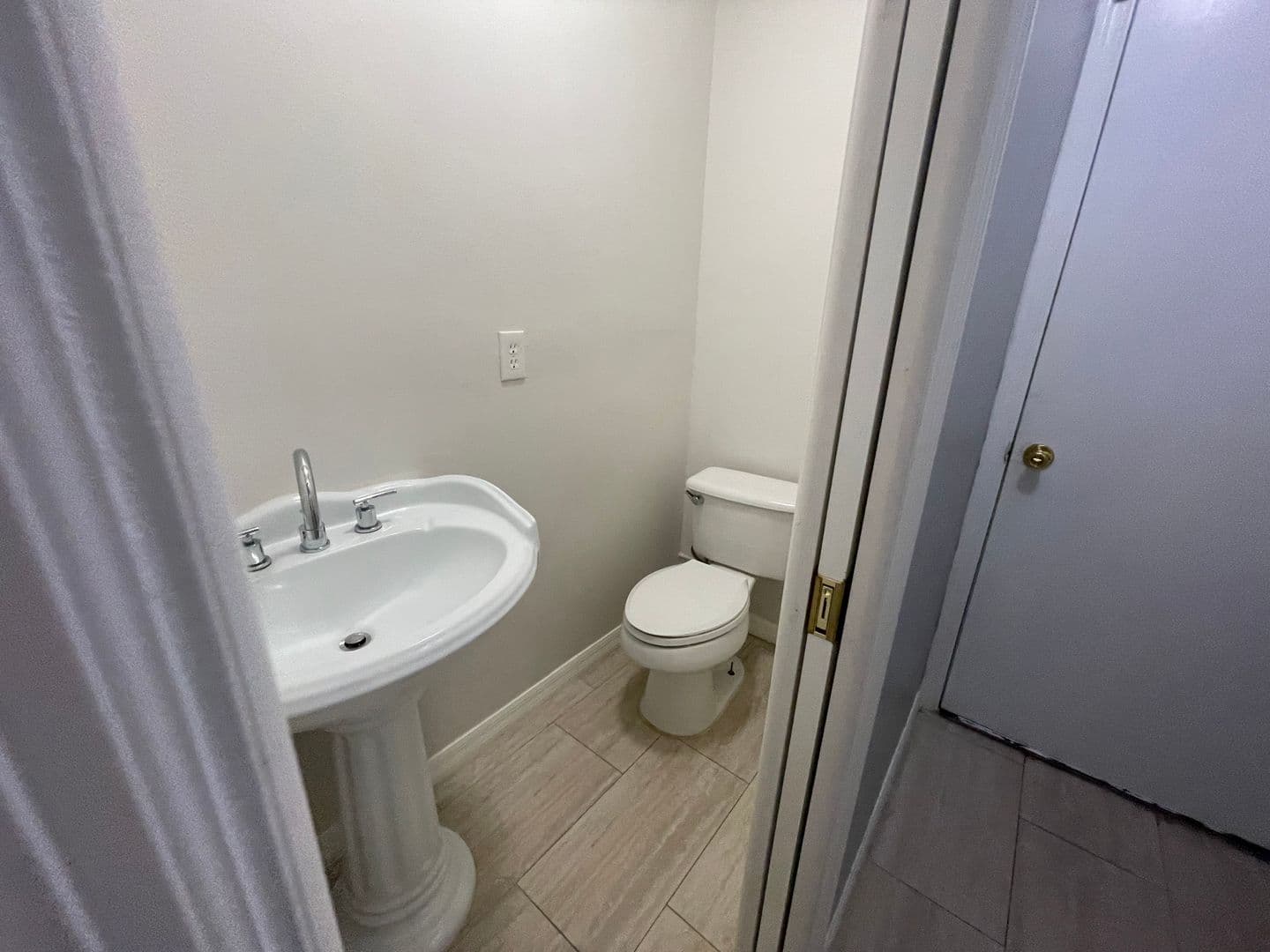 Ocala House: 4535 SW 42nd St