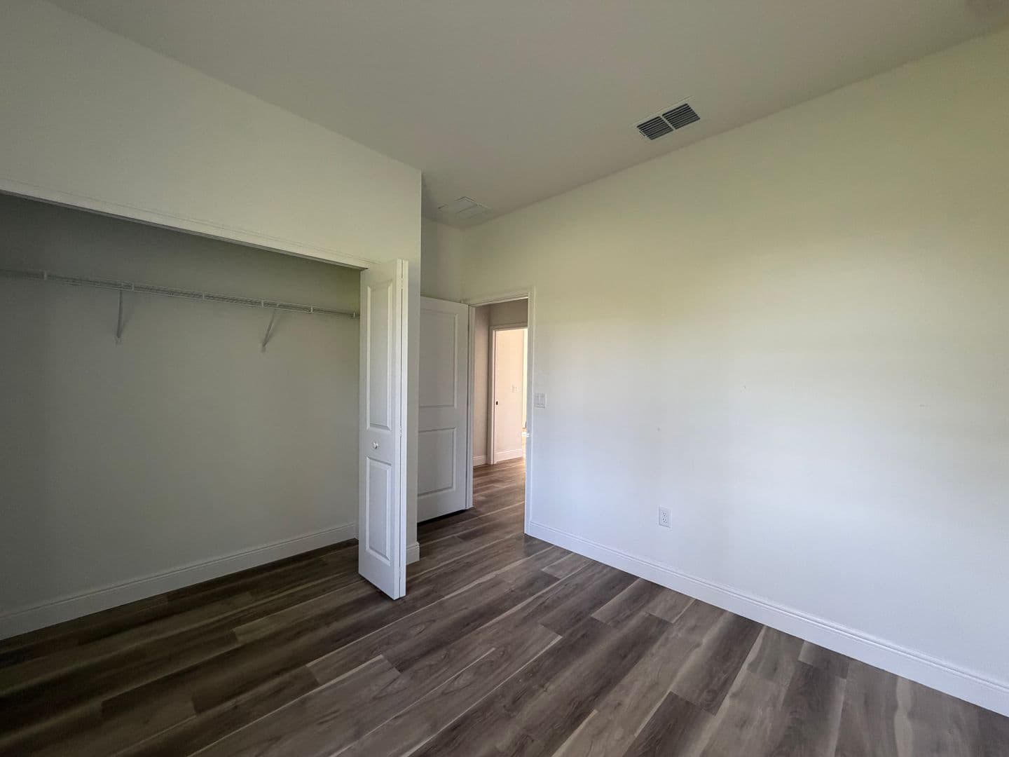 Dunnellon House: 1852 W Quaker LN