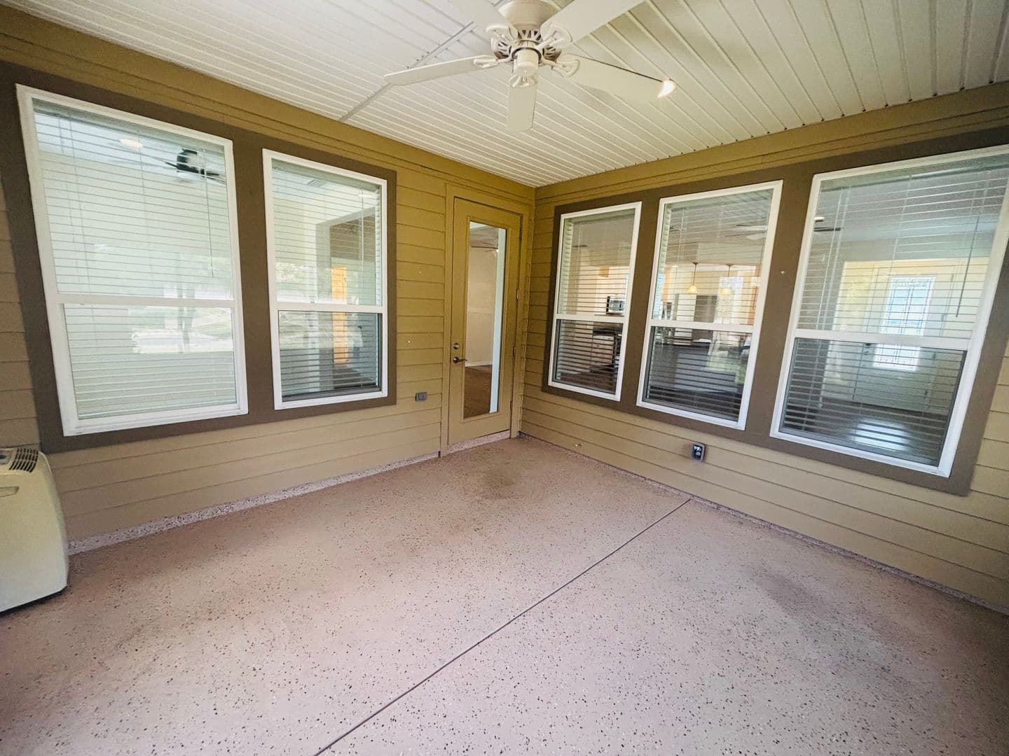 Ocala House: 4859 NW 35th Lane Rd