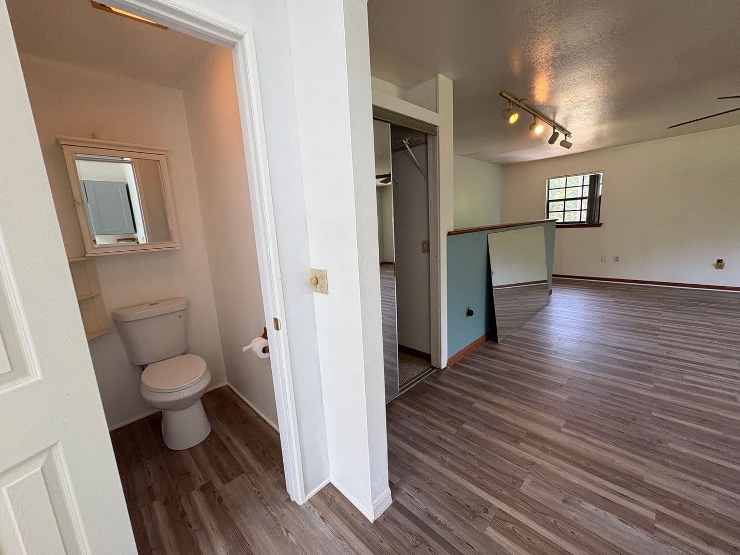 Inverness House: 6140 E Tenison Street