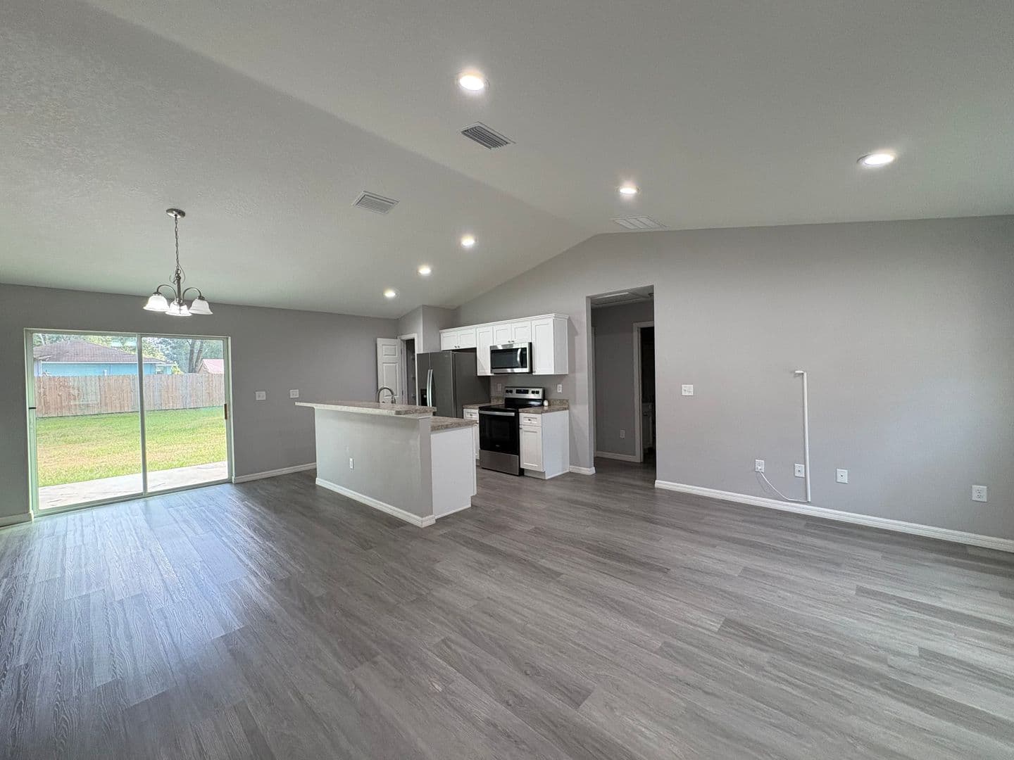 Ocala House: 6044 NW 65th Place