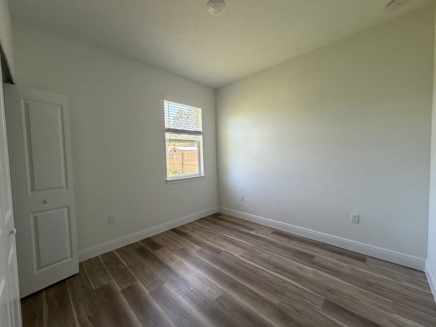 Dunnellon House: 1852 W Quaker LN