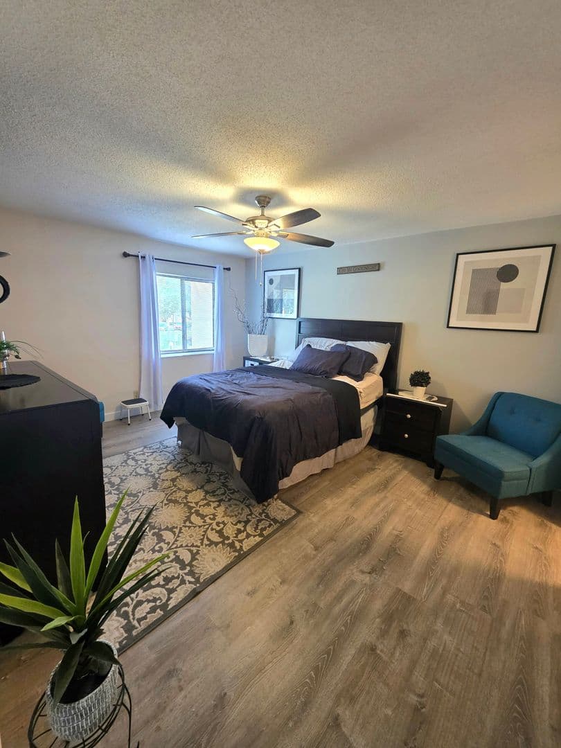Ocala House: 681 MIDWAY DRIVE