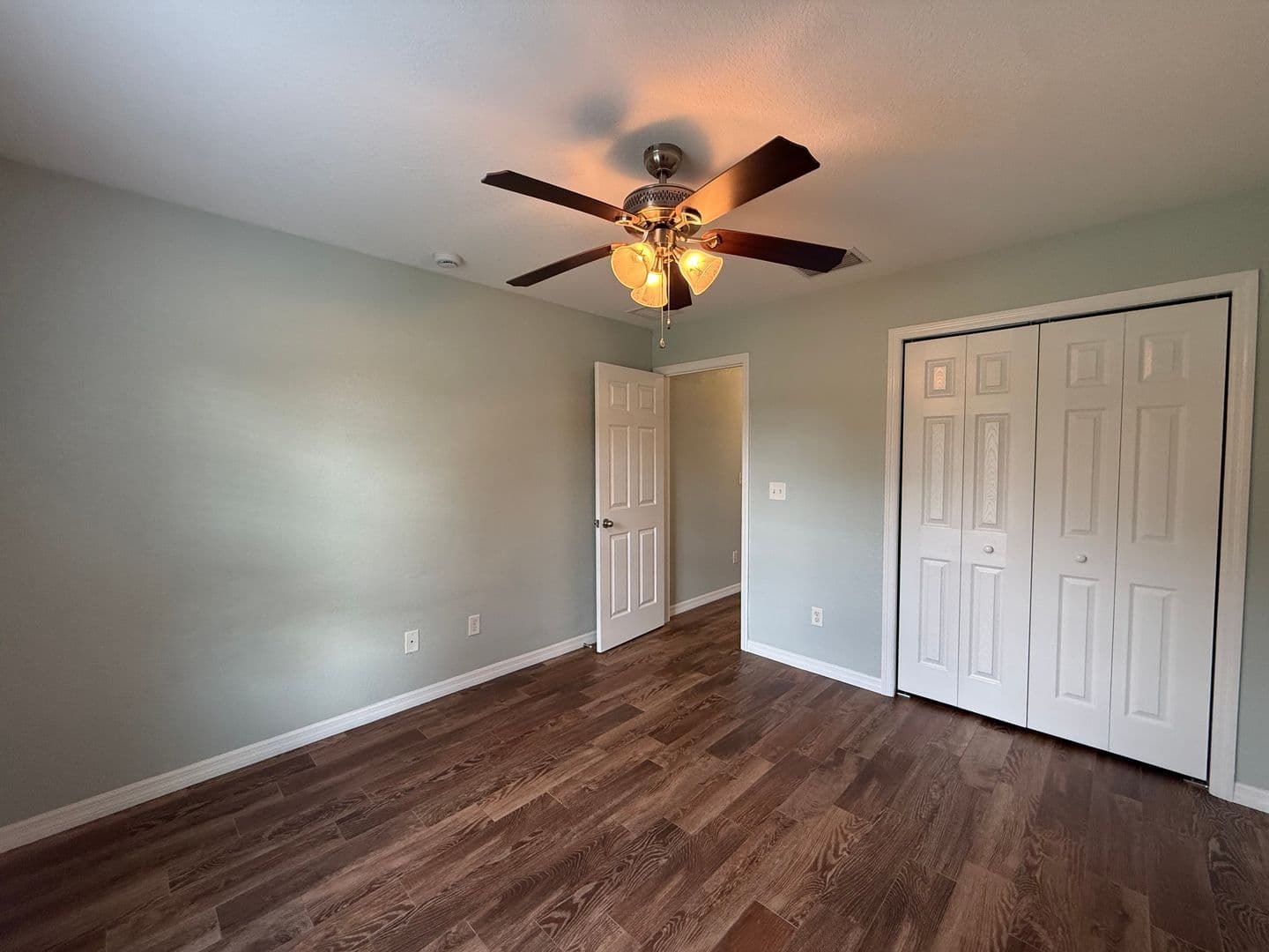 Belleview House: 5300 SE 115th Place