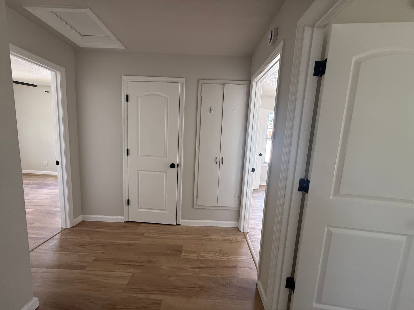 Ocala House: 1014 NE 12th Street
