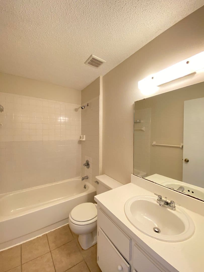 Ocala Apartment: 620 SE 28th Place