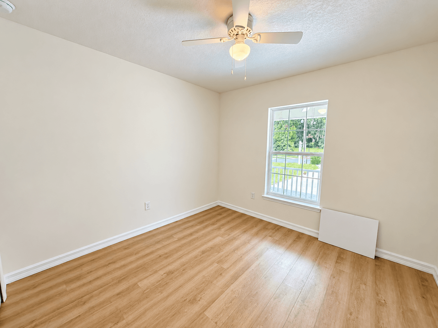 Ocala House: 986 NW 1st St.