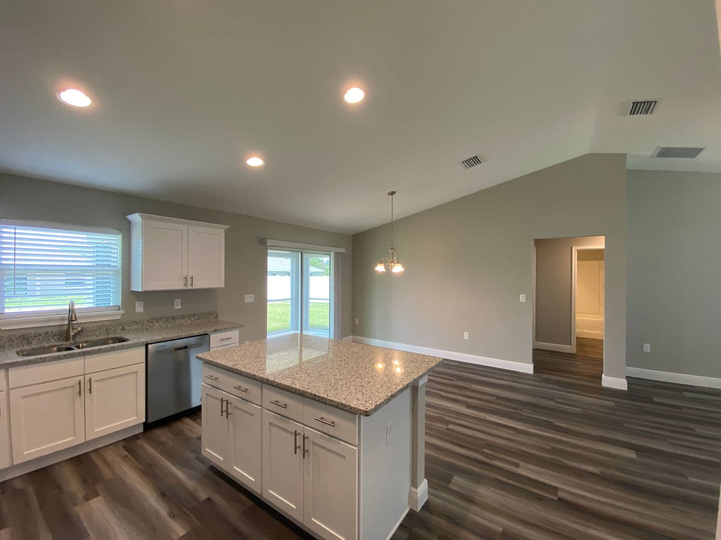 Ocala House: 13 Poplar Lane