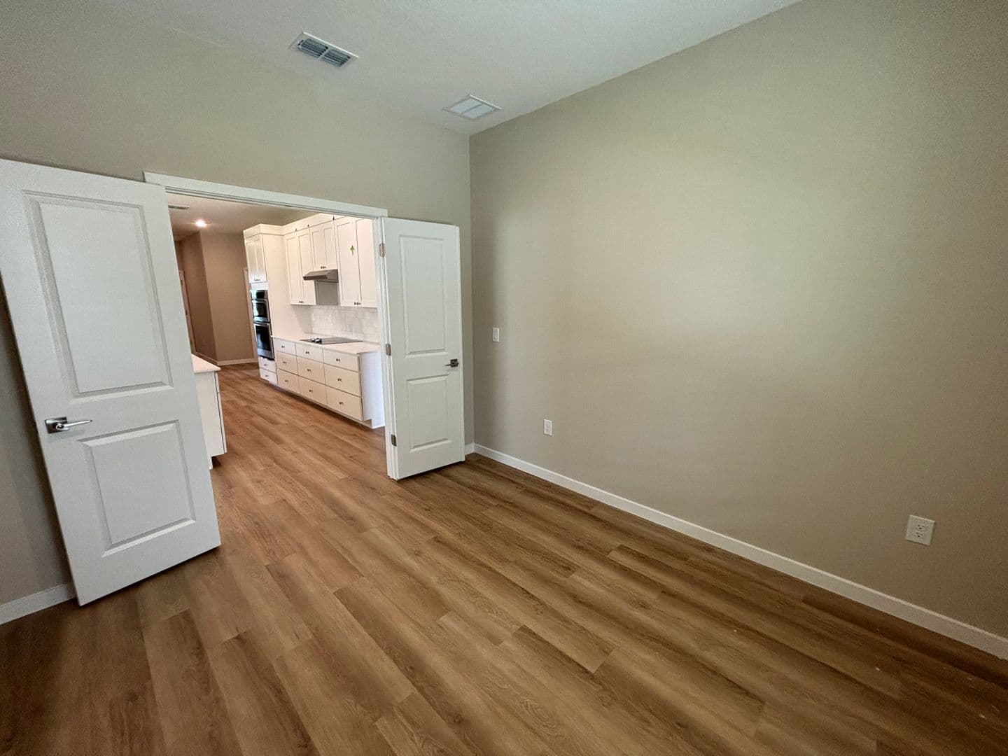 Ocala House: 3557 NW 45th Ave