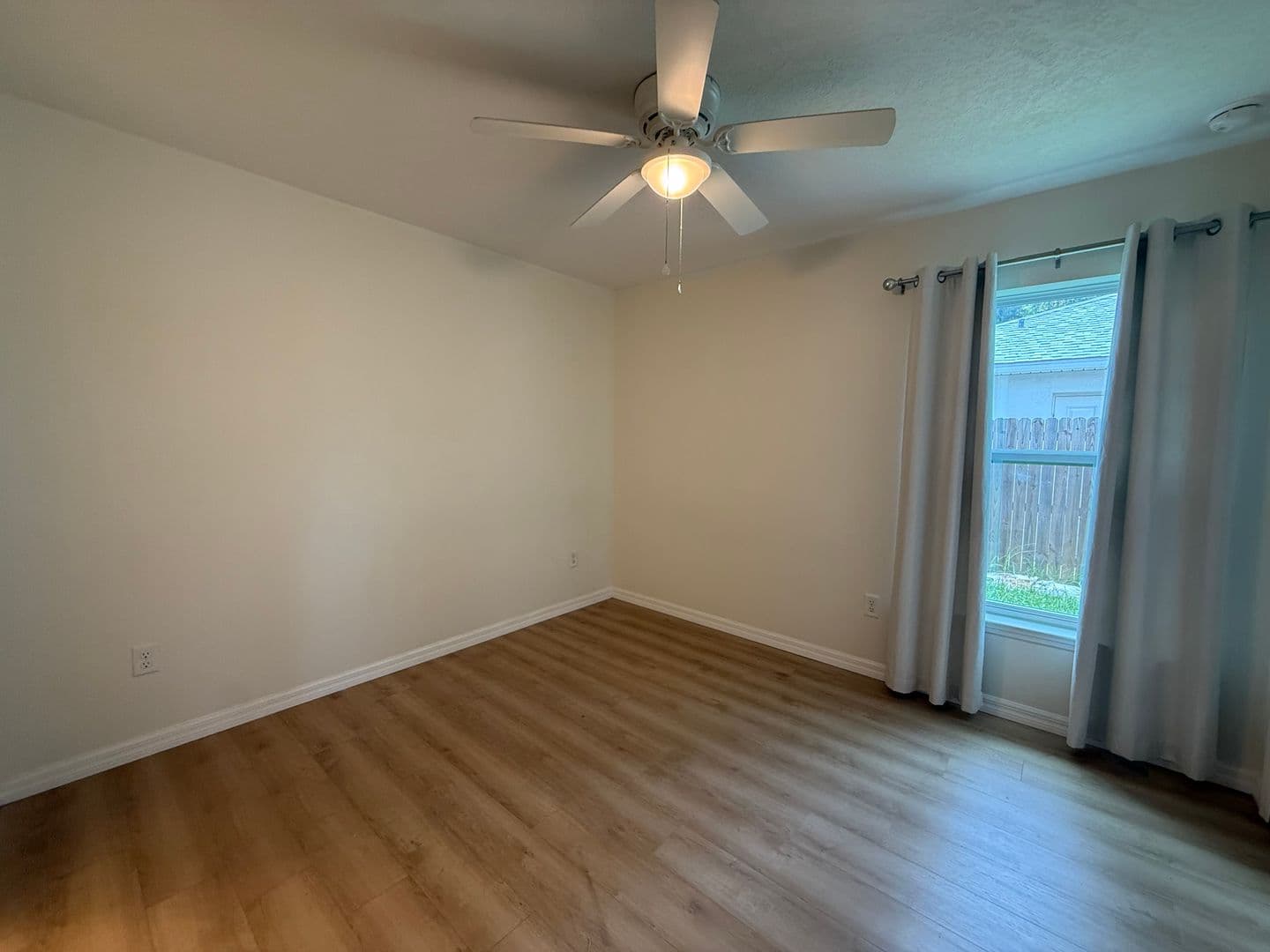 Ocala House: 986 NW 1st St.