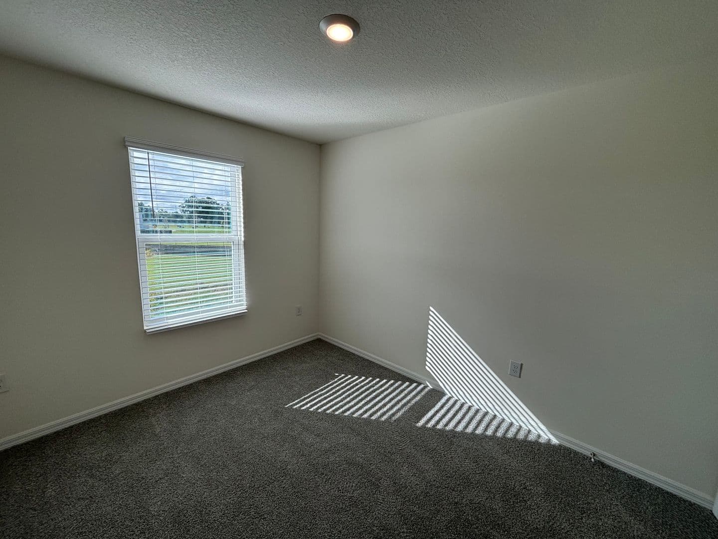 Ocala House: 8243 SW 67th Ave