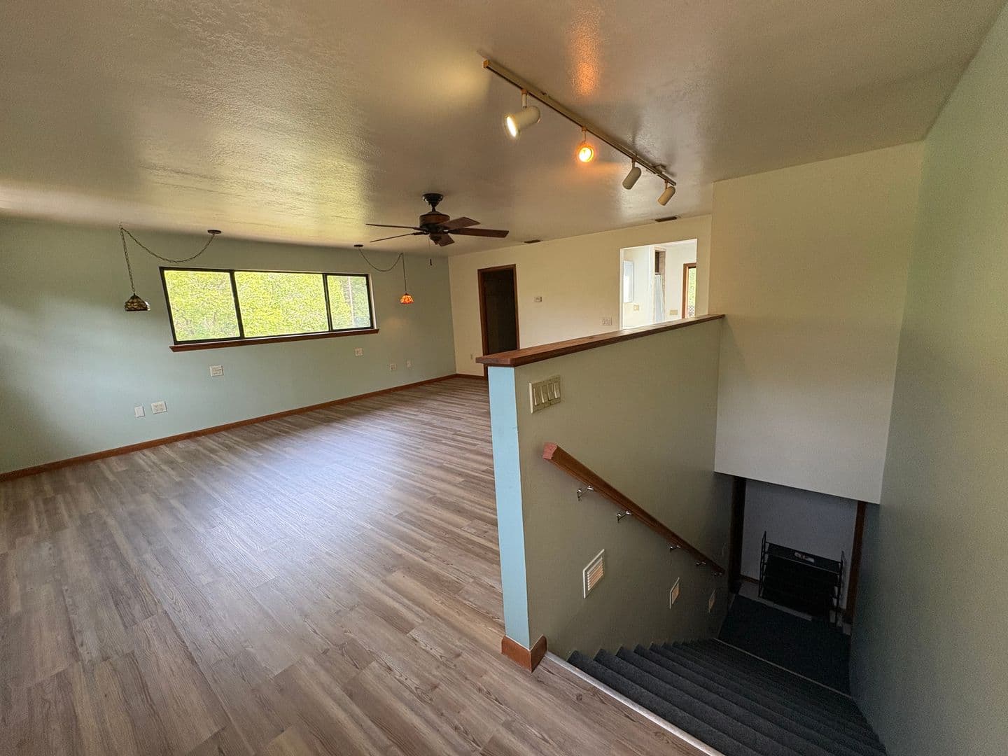 Inverness House: 6140 E Tenison Street