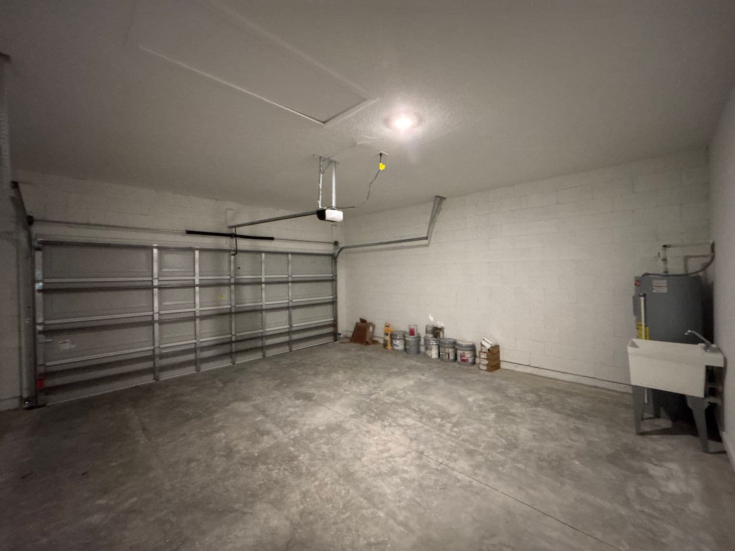 Ocala House: 3557 NW 45th Ave