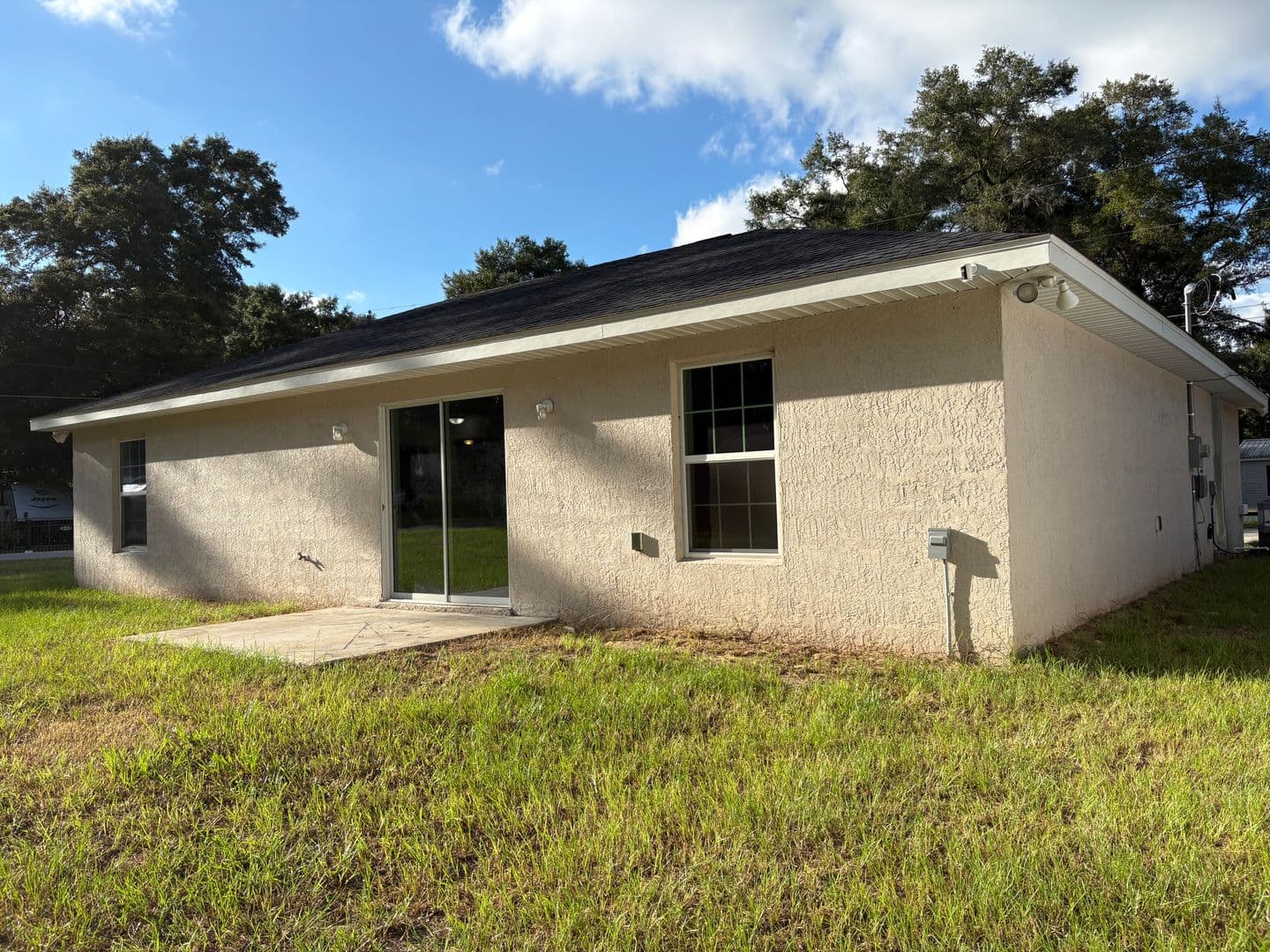 Ocala House: 6044 NW 65th Place