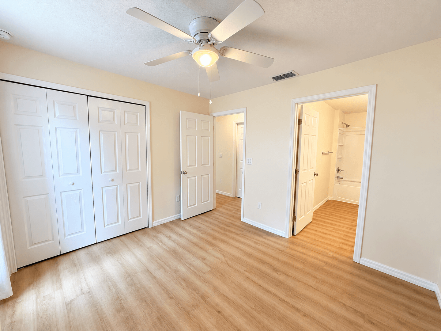 Ocala House: 986 NW 1st St.