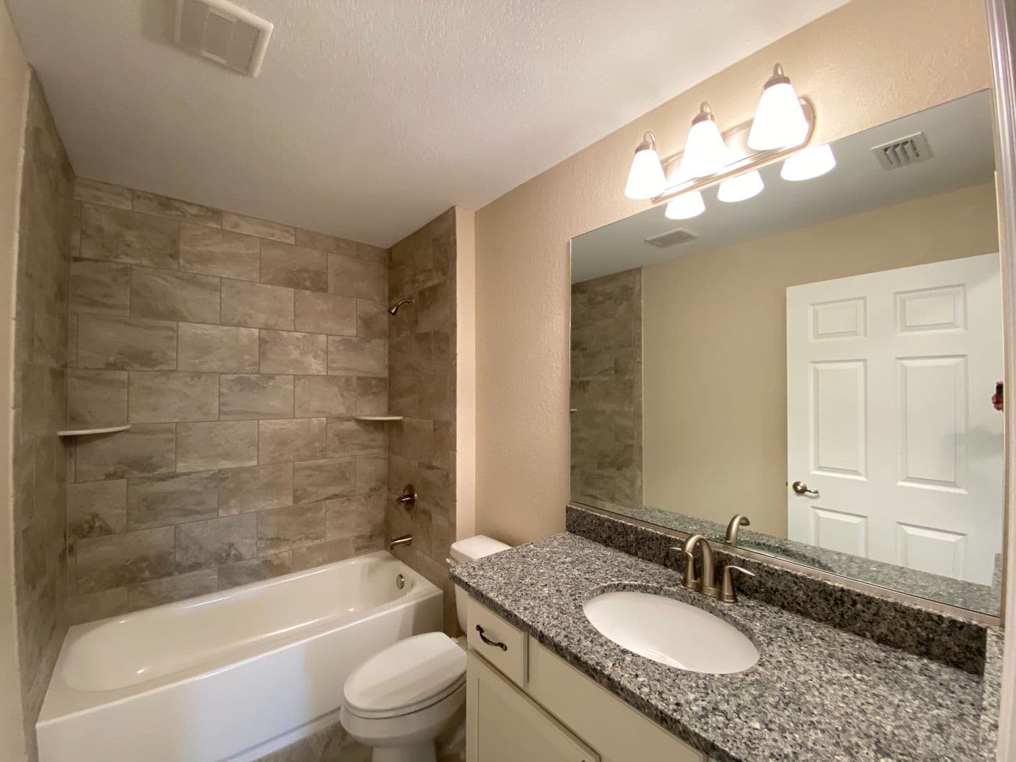 Ocala House: 12828 SW 64th Circle