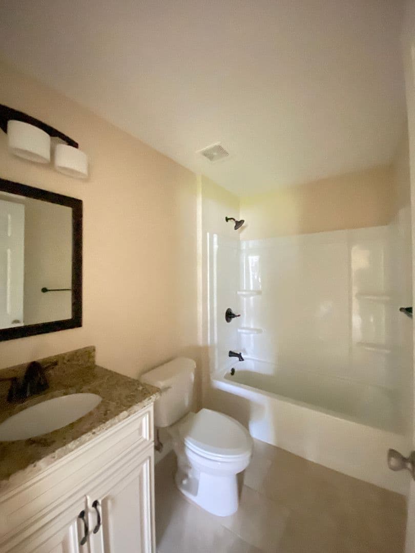 Ocala House: 6055 SW 155th St. Rd.