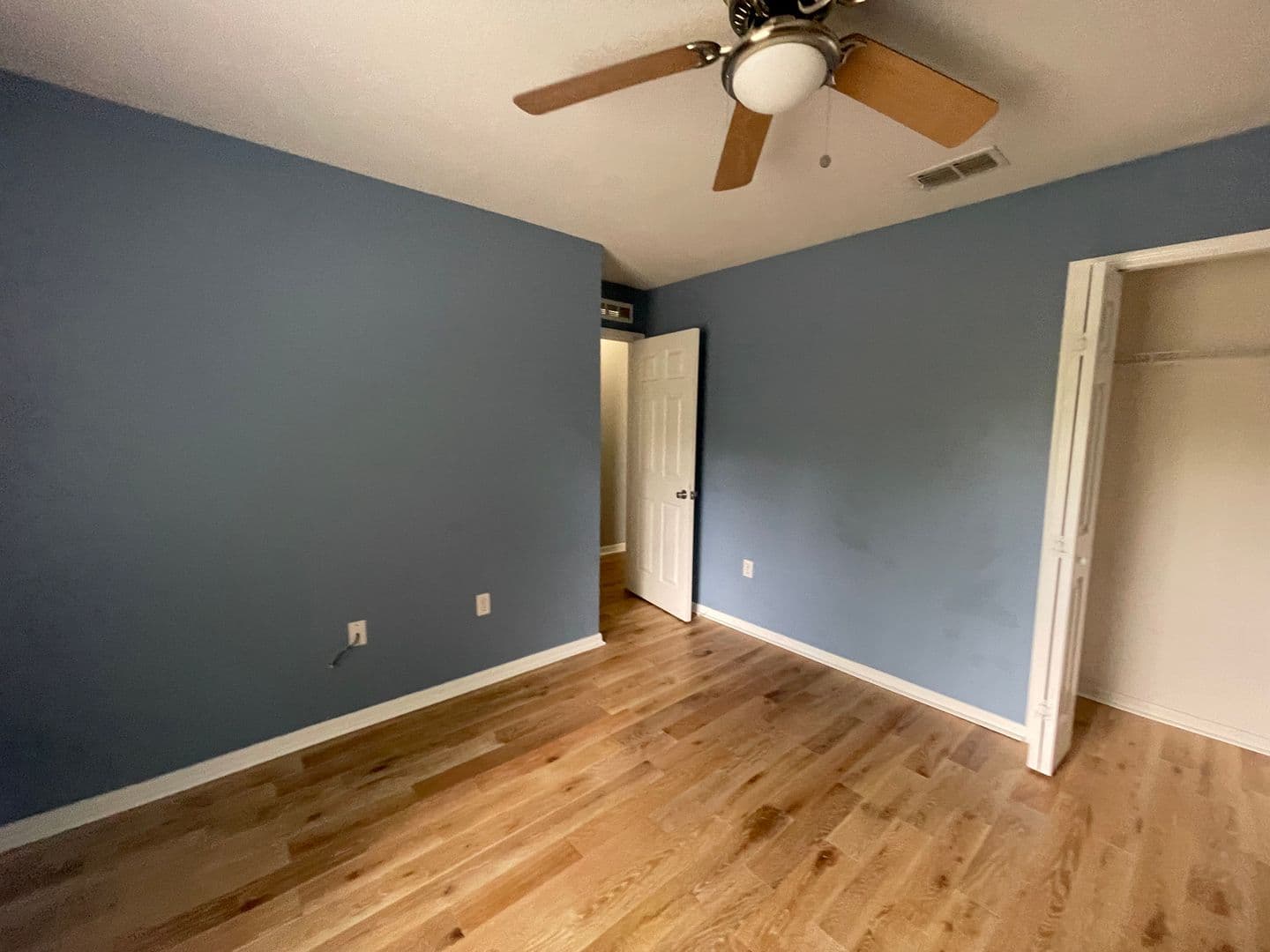 Ocala House: 4535 SW 42nd St
