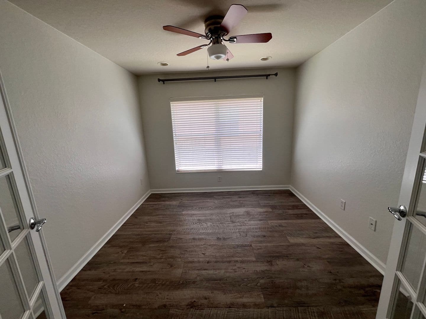 Ocala House: 4146 SW 47th Ct,