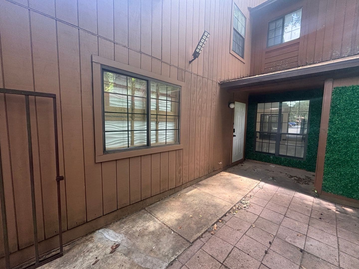 Gainesville House: 5720 SW 8TH Place