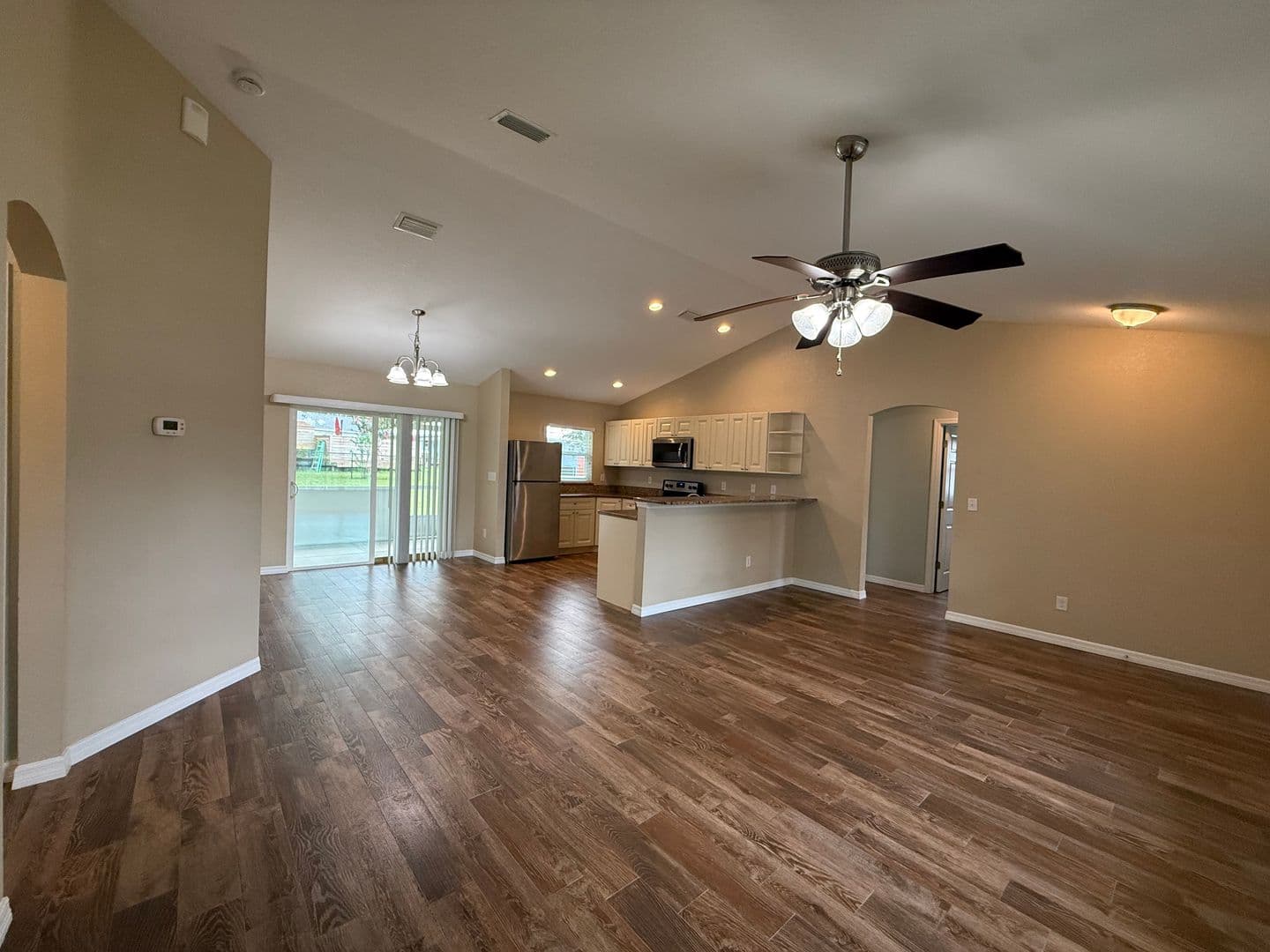 Belleview House: 5300 SE 115th Place