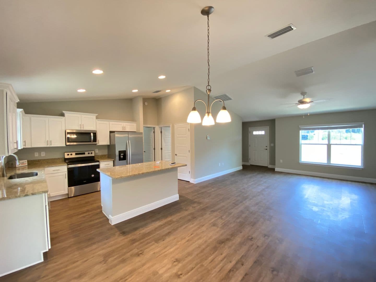 Ocala House: 130 Oak Circle