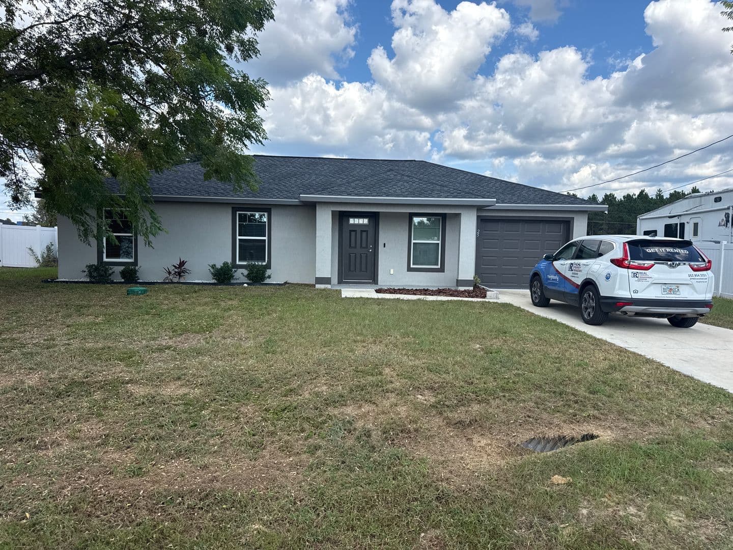 Ocala House: 25 Juniper Drive