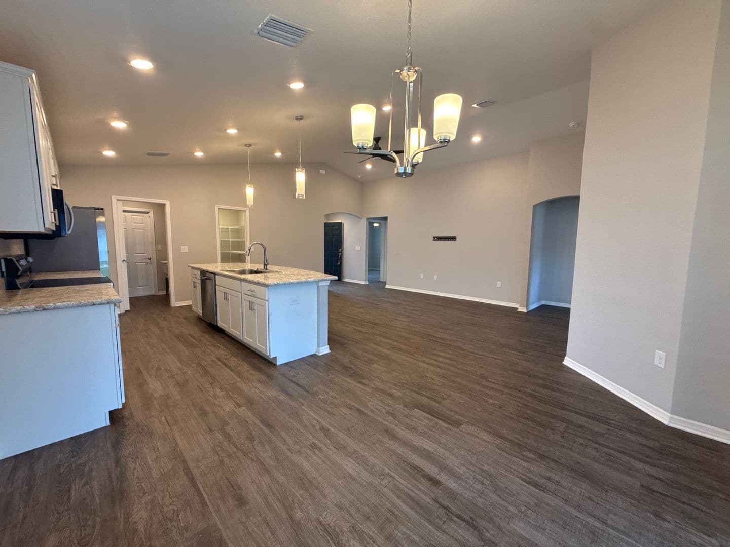 Ocala House: 8992 SE 42nd Ct