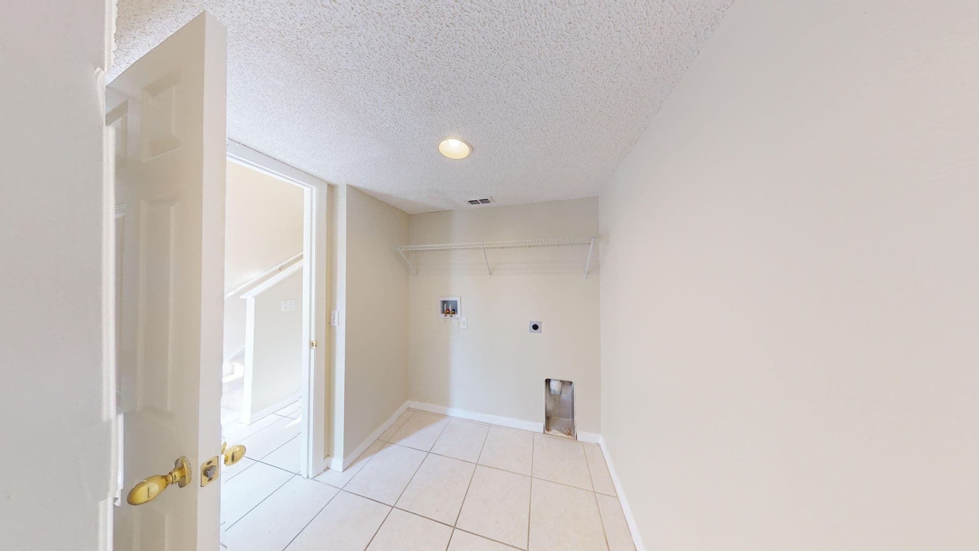 Orlando House: 11861 Bentry St
