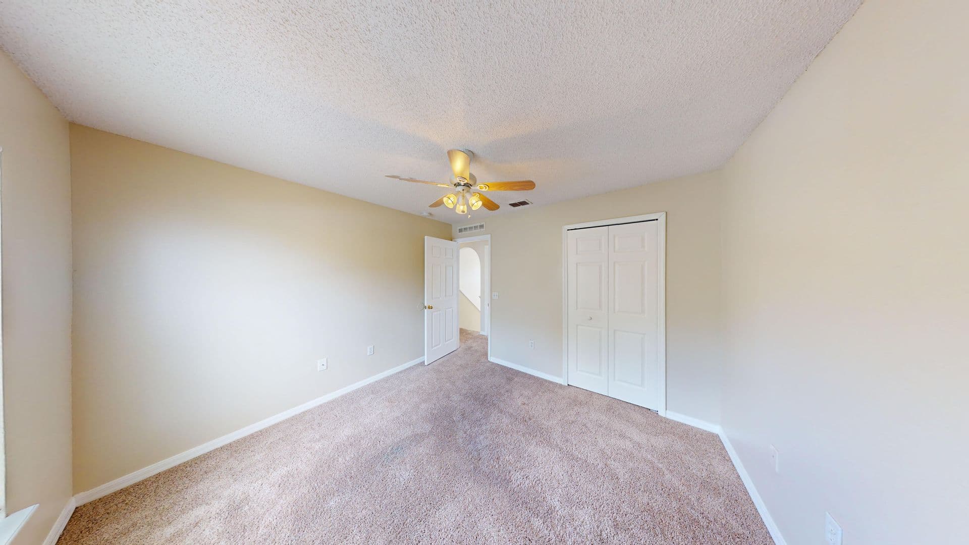Orlando House: 11861 Bentry St