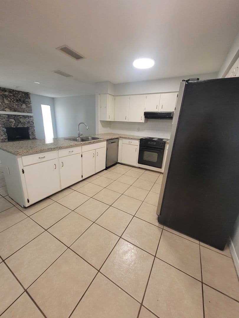 Winter Park House: 937 Aragon Ave