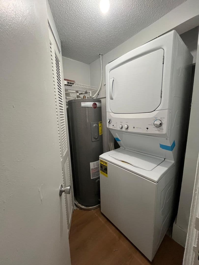 Orlando Apartment: 615 Woodlawn Blvd