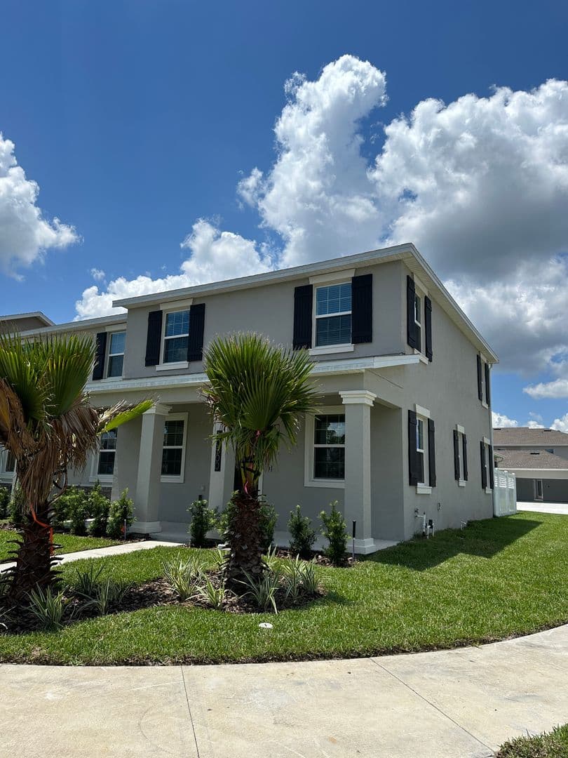 Winter Garden House: 10500 Tribute Drive