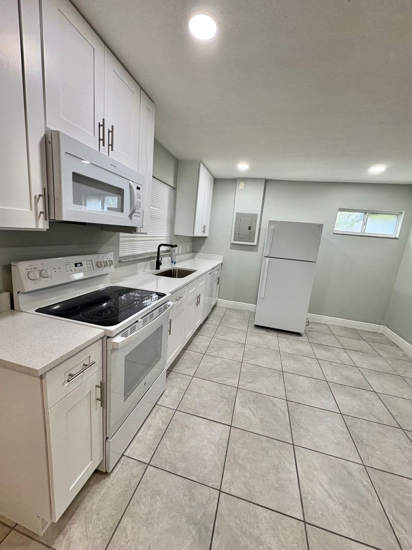 Kissimmee Multiplex: 1395 Neptune Rd
