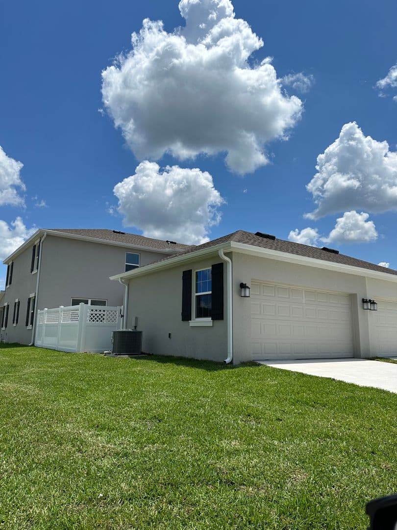 Winter Garden House: 10500 Tribute Drive