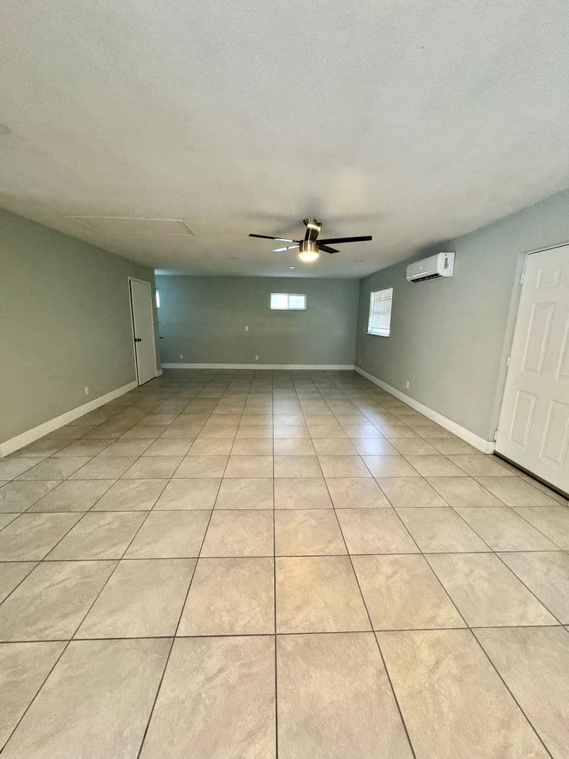 Kissimmee Multiplex: 1395 Neptune Rd
