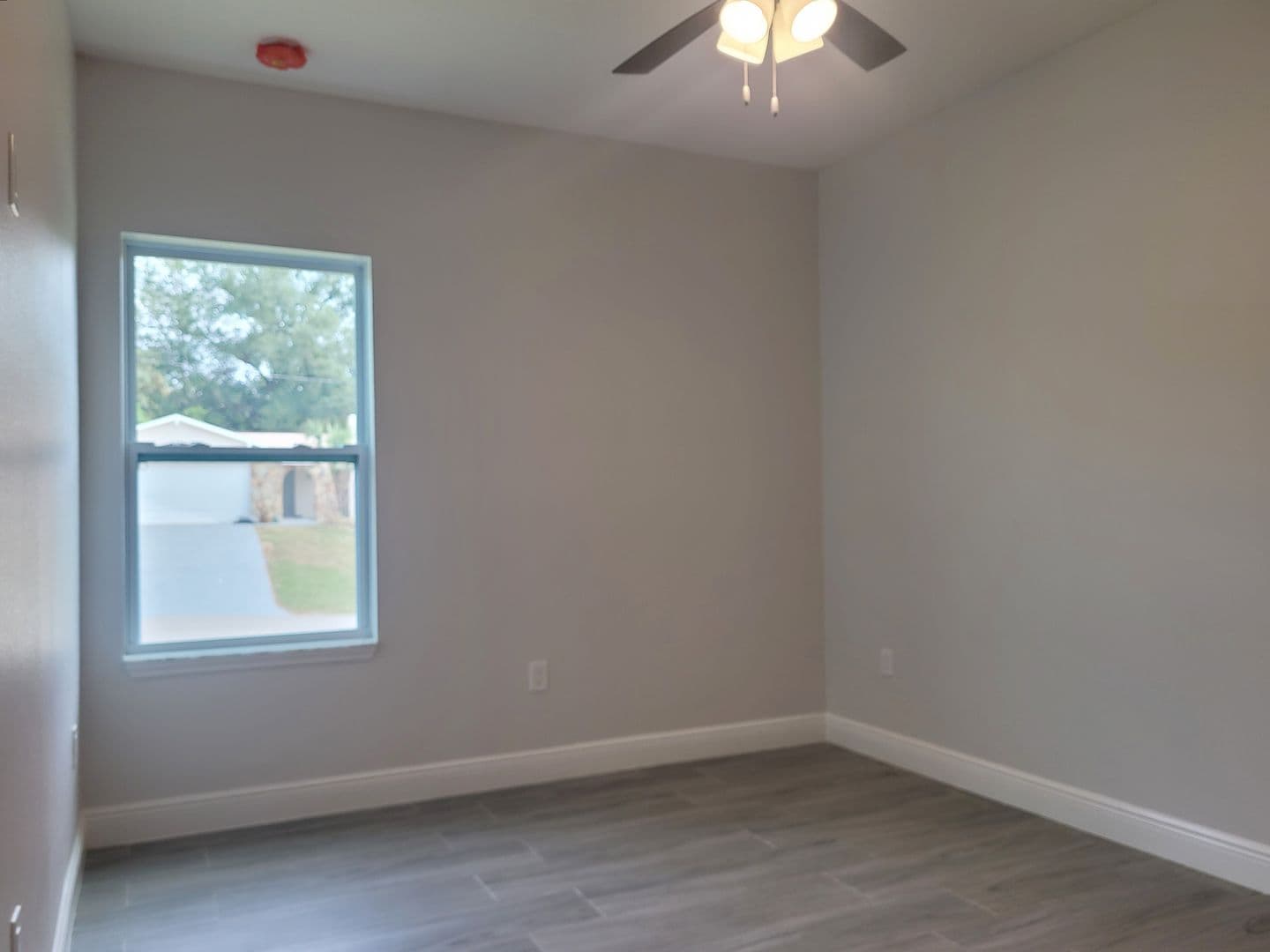 SPRING HILL House: 13032 AGATHA LN